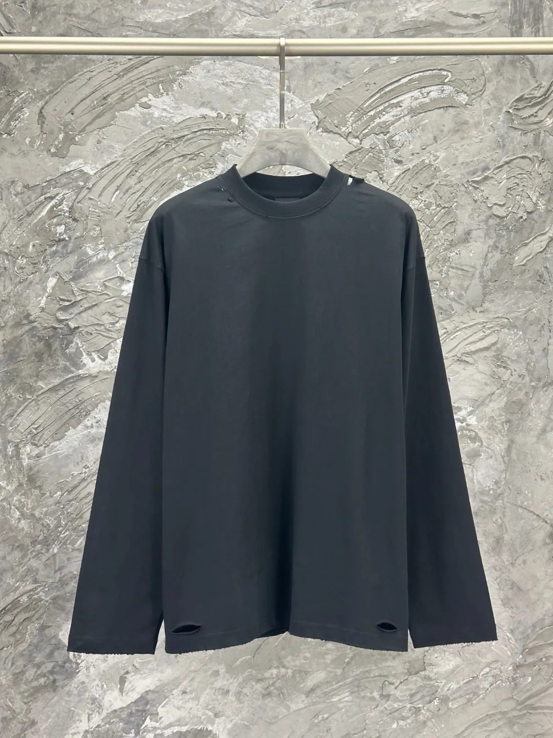 BALENCI*GA T . . . . . 280g . OS . Same Style -Color：Black -SIZE：Xs S M L 8640#